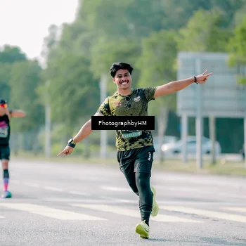 Runner Photo 6532124