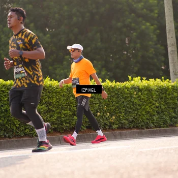 Runner Photo 6532220