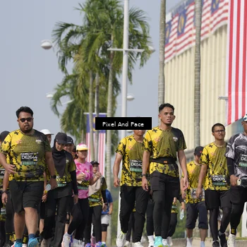 Runner Photo 6532235