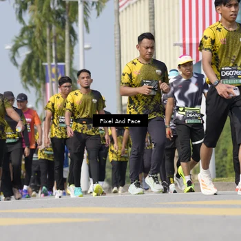 Runner Photo 6532251
