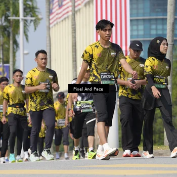 Runner Photo 6532263