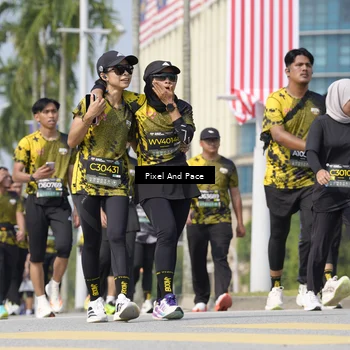 Runner Photo 6532297