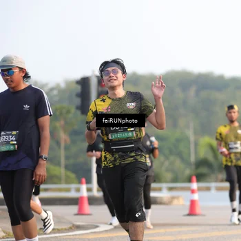 Runner Photo 6532308