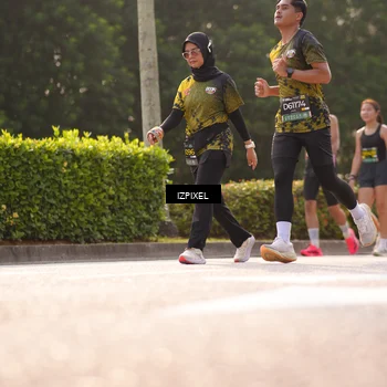 Runner Photo 6532355