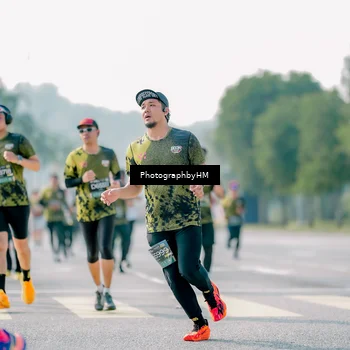 Runner Photo 6532381