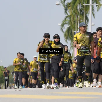 Runner Photo 6532384