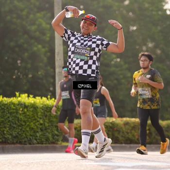 Runner Photo 6532394