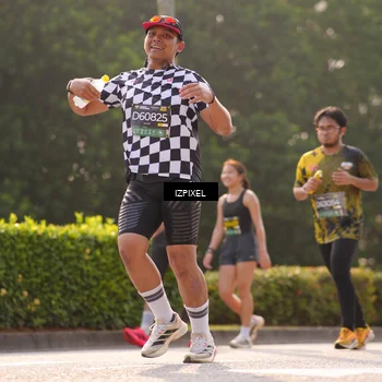 Runner Photo 6532405