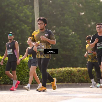 Runner Photo 6532411