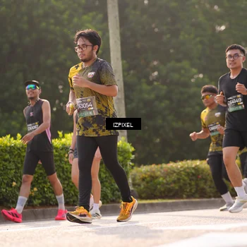 Runner Photo 6532420