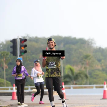 Runner Photo 6532423