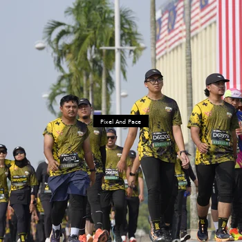 Runner Photo 6532427