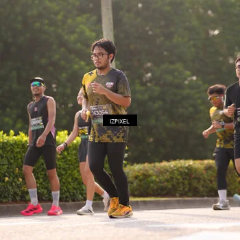 Runner Photo 6532428