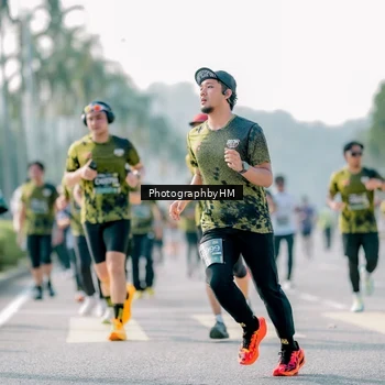 Runner Photo 6532439