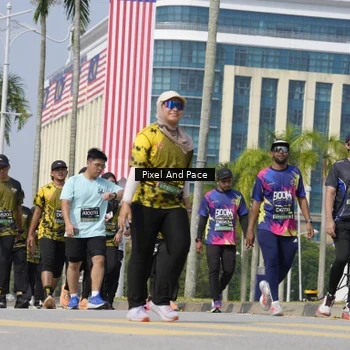 Runner Photo 6532448
