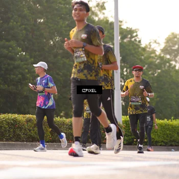 Runner Photo 6532468