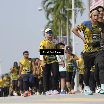 Runner Photo 6532500