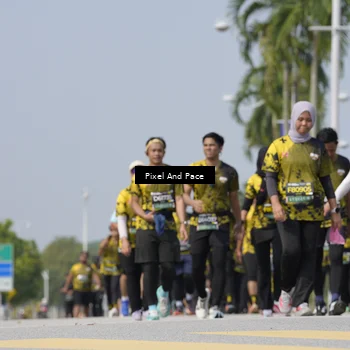 Runner Photo 6532624