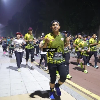 Runner Photo 6532625
