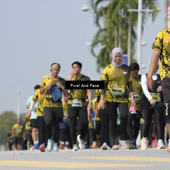 Runner Photo 6532649