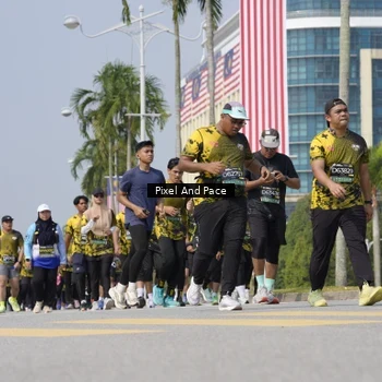Runner Photo 6532847