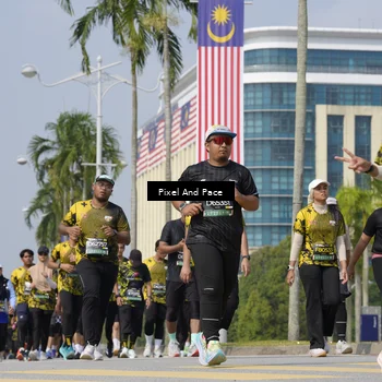 Runner Photo 6532860