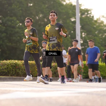 Runner Photo 6532875