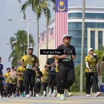 Runner Photo 6532890
