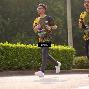 Runner Photo 6532898