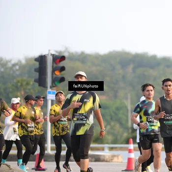 Runner Photo 6532912