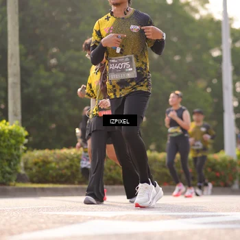 Runner Photo 6533011