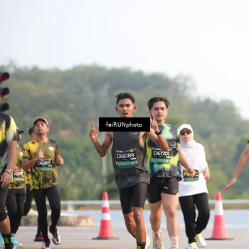 Runner Photo 6533023