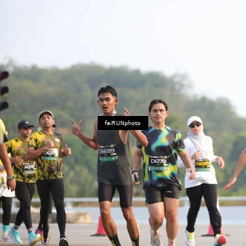 Runner Photo 6533026