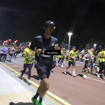 Runner Photo 6533048