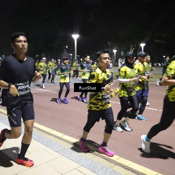 Runner Photo 6533113