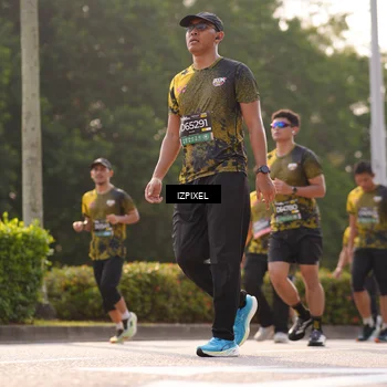Runner Photo 6533117
