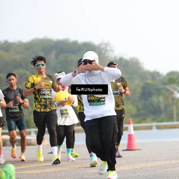 Runner Photo 6533129