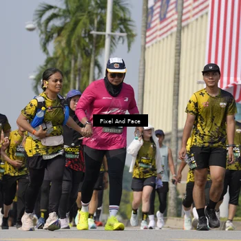 Runner Photo 6533173