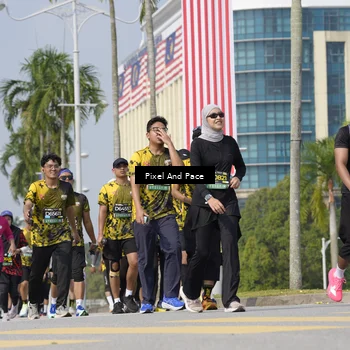 Runner Photo 6533254