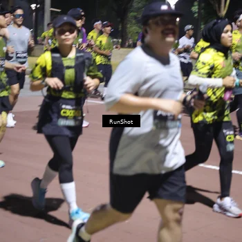 Runner Photo 6533256