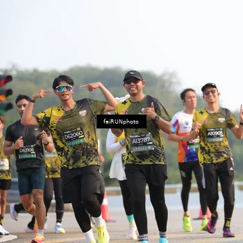 Runner Photo 6533264