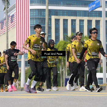Runner Photo 6533275