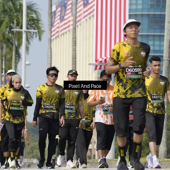 Runner Photo 6533348