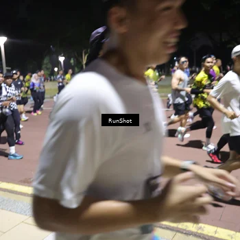 Runner Photo 6533377