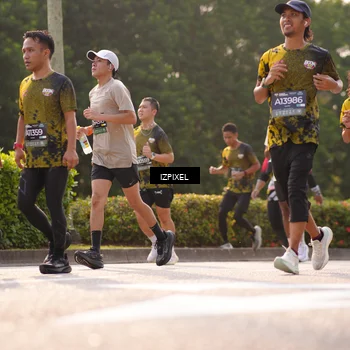 Runner Photo 6533392