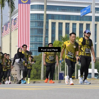 Runner Photo 6533421