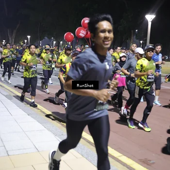 Runner Photo 6533427
