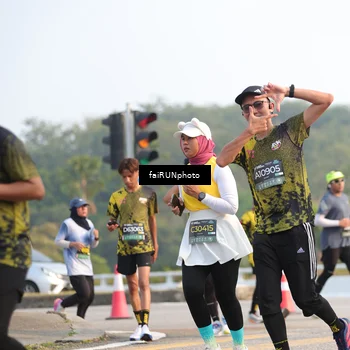 Runner Photo 6533436