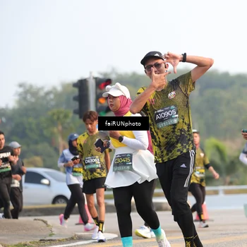Runner Photo 6533439