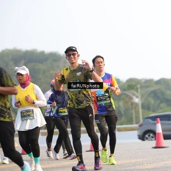 Runner Photo 6533441